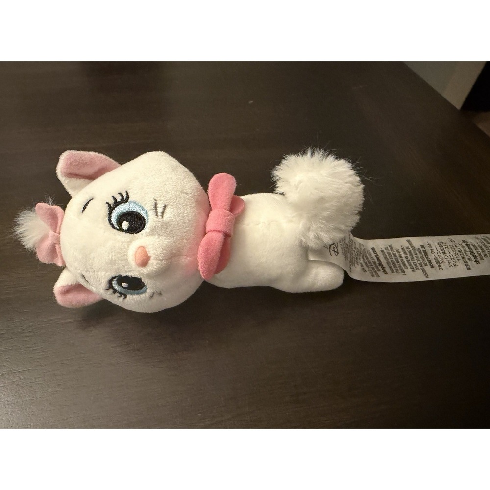 Disney Parks Aristocats Marie Magnetic Hands Plush Toy EUC Bag Pals Wearable